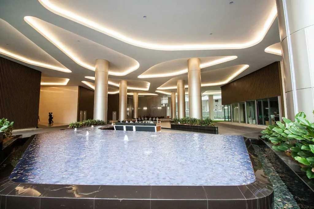 Apartment The Robertson Residences *